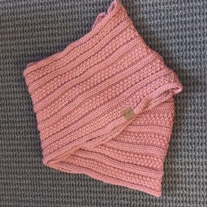 Mauve Ribbed Infinity scarf
